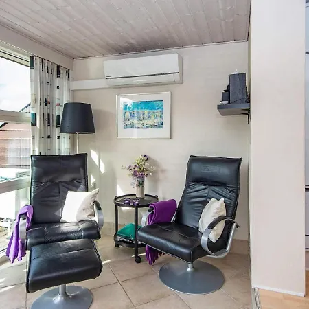 Semesterbostad 5 Person Holiday In Henne *