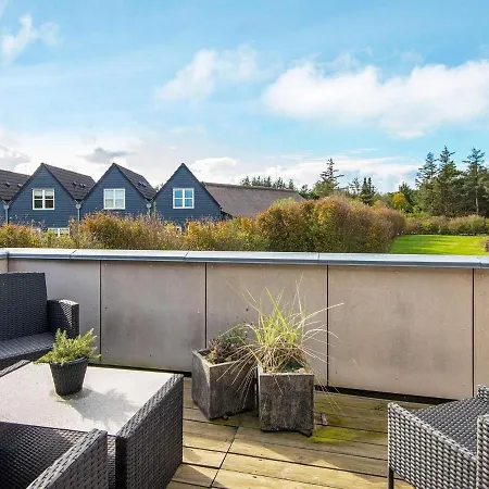 5 Person Holiday In Henne