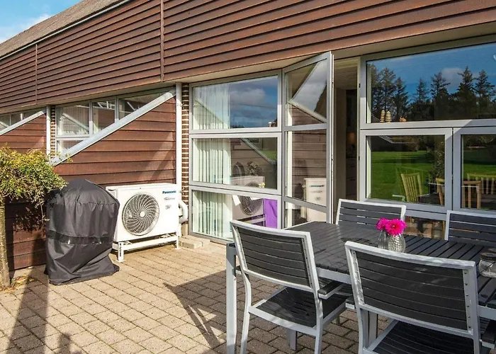 Casa vacanze 5 Person Holiday In Henne Henne Strand